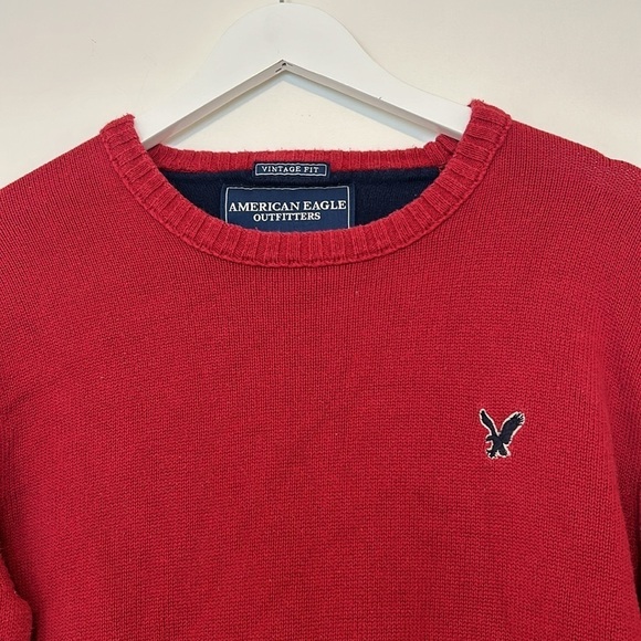 American Eagle Men’s Red Vintage Fit Sweater, Large - Picture 2 of 11